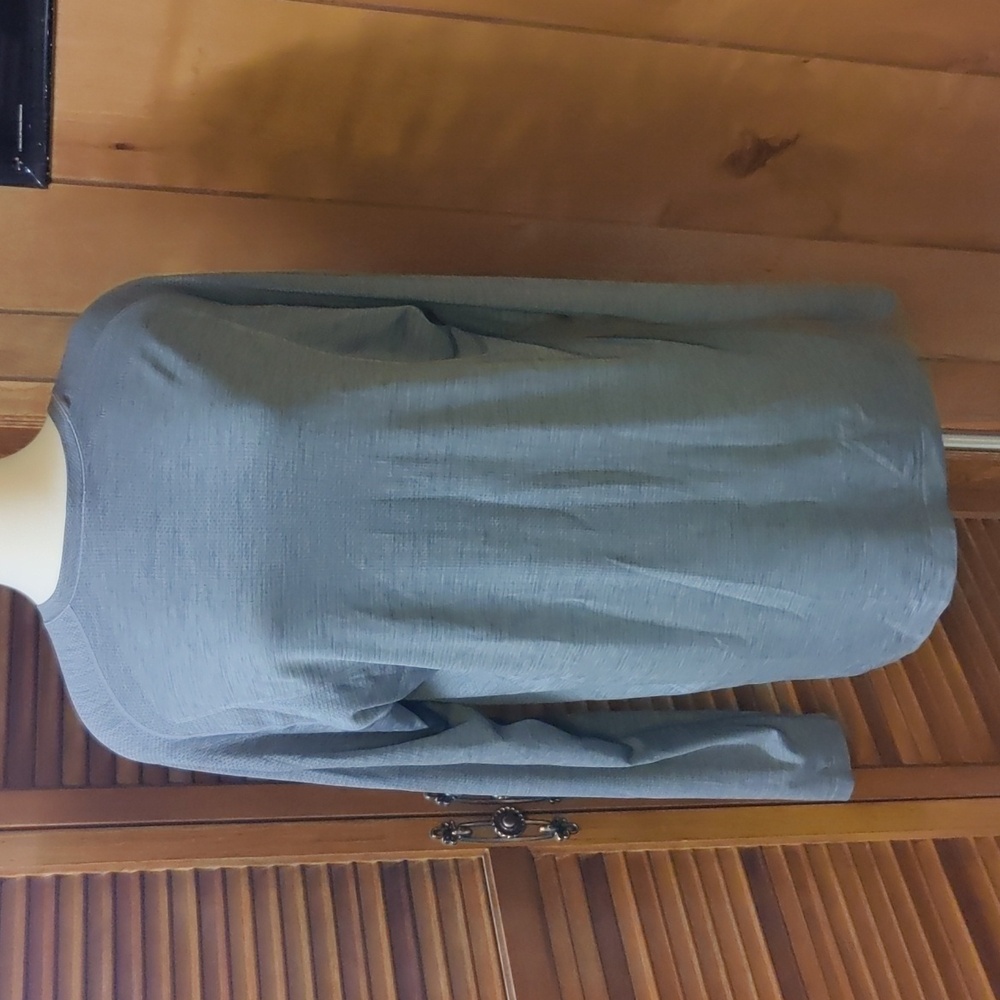 Lululemon Gray Athletic Top XL